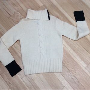 DKNY 100% Lambswool Cream Turtleneck Sweater
